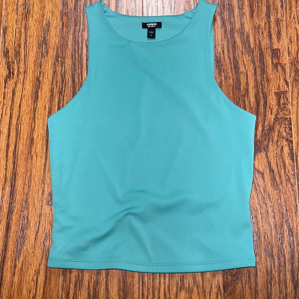 Express Body Contour High Neck Crop Tank